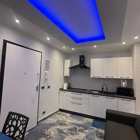 Naomi Luxury 3 Apartamento
