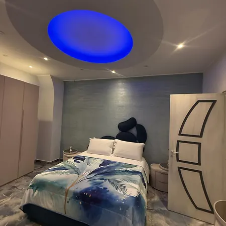Naomi Luxury 3 Apartamento Catânia
